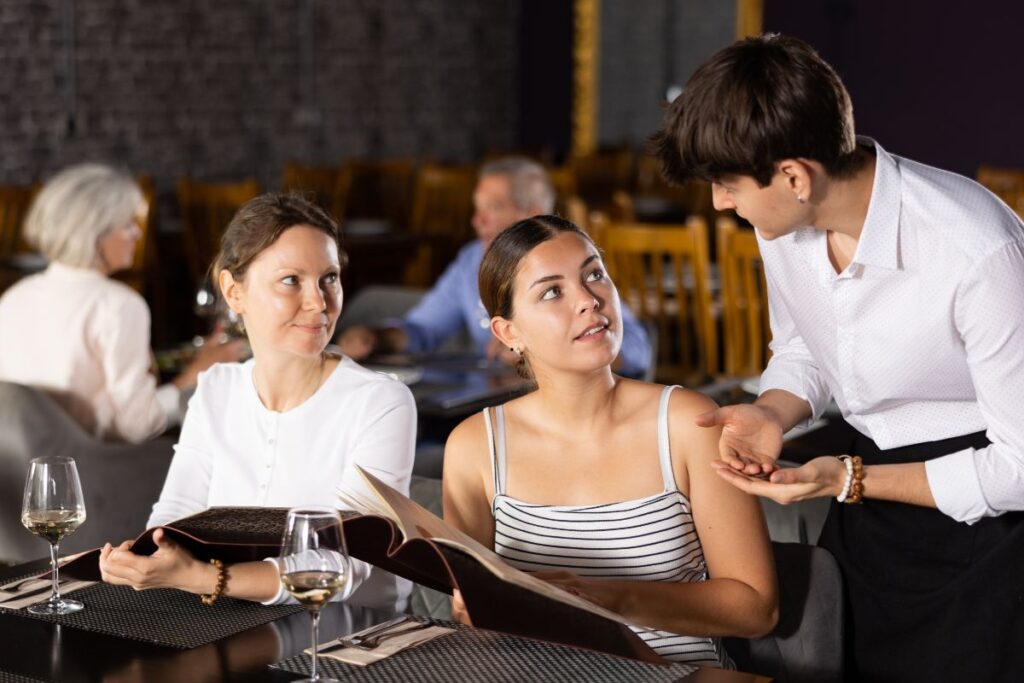 6 skrivenih opasnosti prevelikih jelovnika u restoranima