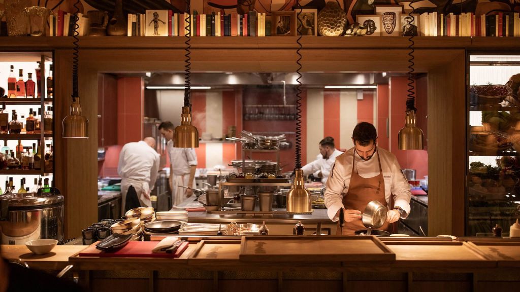 Otvorena kuhinja kao glavna atrakcija restorana